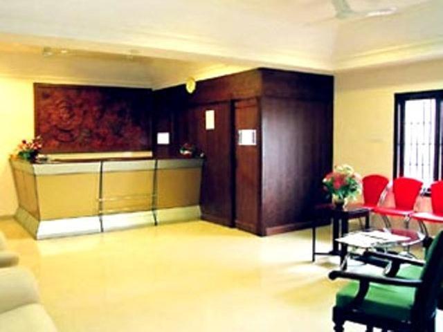 Hotel Issacs Regency Sultan Bathery Zewnętrze zdjęcie